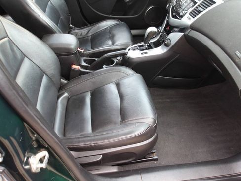 Used 2015 Chevrolet Cruze LTZ w/ Sun, Sound and Sport Package FWD image 8