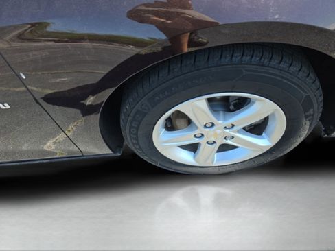 Used 2020 Chevrolet Malibu LS image 33