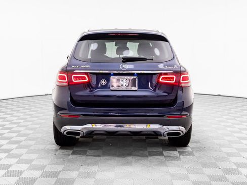 Used 2022 Mercedes-Benz GLC 300 4MATIC image 4