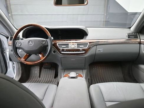 Used 2007 Mercedes-Benz S 550 image 27
