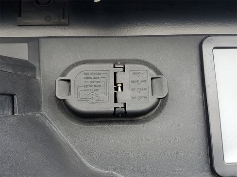 Used 2024 Toyota Tundra Limited image 10