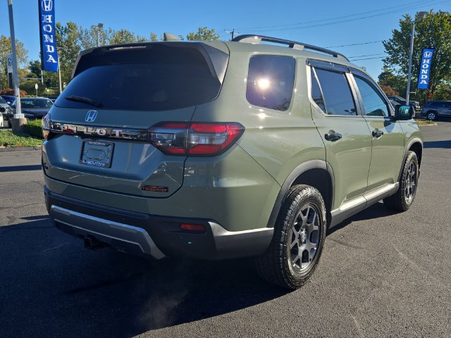 Used 2026 Honda Pilot TrailSport image 6
