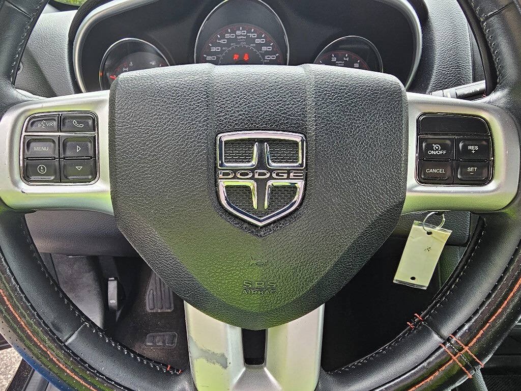 Used 2012 Dodge Avenger SXT FWD image 15