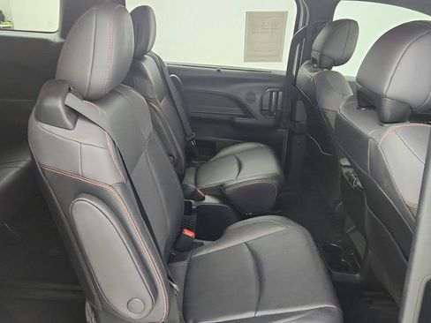 Used 2023 Toyota Sienna XSE image 24