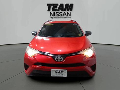 Used 2016 Toyota RAV4 LE image 2