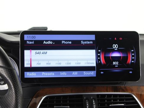 Used 2014 Mercedes-Benz C 250 Sedan image 8