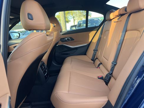 Certified 2024 BMW 330i 330i w/ Convenience Package image 31