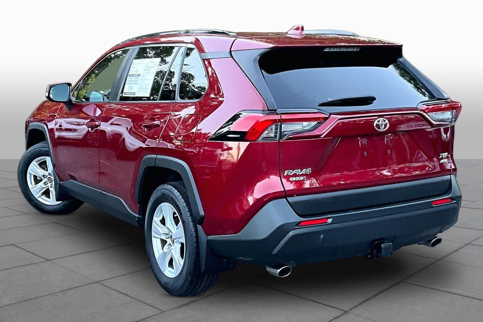 Certified 2019 Toyota RAV4 XLE AWD/4WD image 12