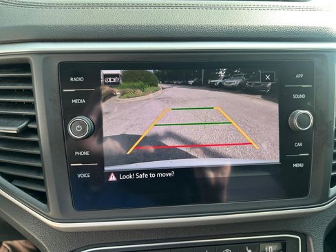 Used 2021 Volkswagen Atlas SE FWD image 19