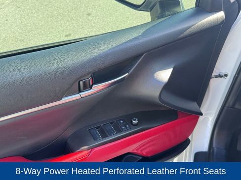 Used 2022 Toyota Camry XSE image 9