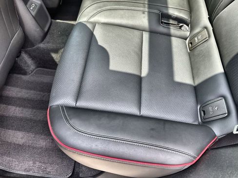 Used 2023 Buick Envision Essence w/ Sport Touring Package FWD image 17