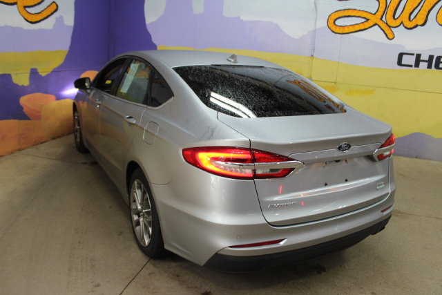 Used 2020 Ford Fusion SEL FWD image 6
