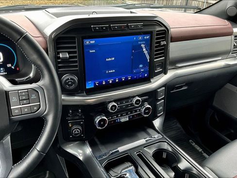 Used 2023 Ford F150 Lariat w/ Equipment Group 502A High image 6