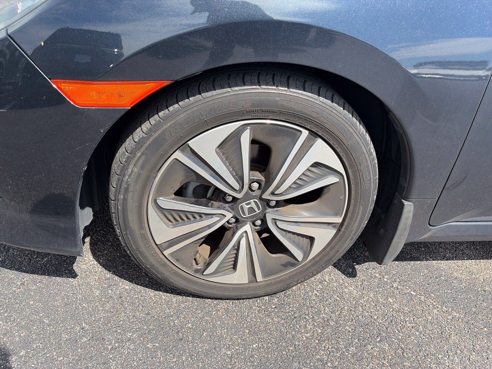 Used 2018 Honda Civic EX-L image 12