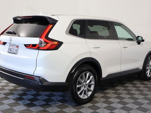 Used 2026 Honda CR-V EX image 4