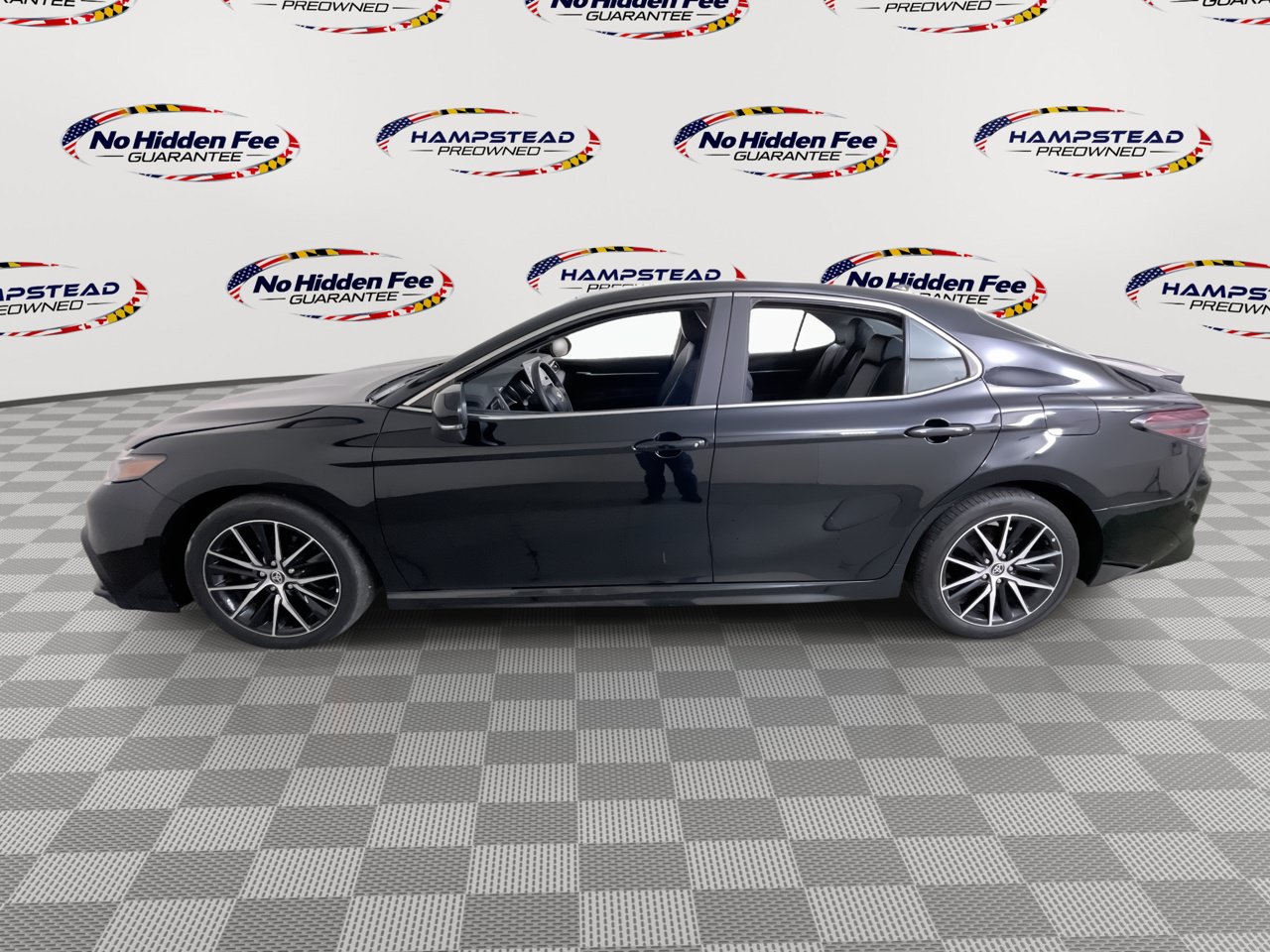 Used 2023 Toyota Camry SE FWD image 6