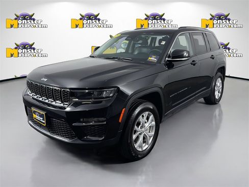 Used 2023 Jeep Grand Cherokee Limited image 1