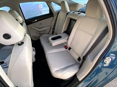 Used 2020 Volkswagen Jetta SEL image 19