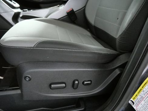 Used 2016 Ford Escape SE AWD/4WD image 17
