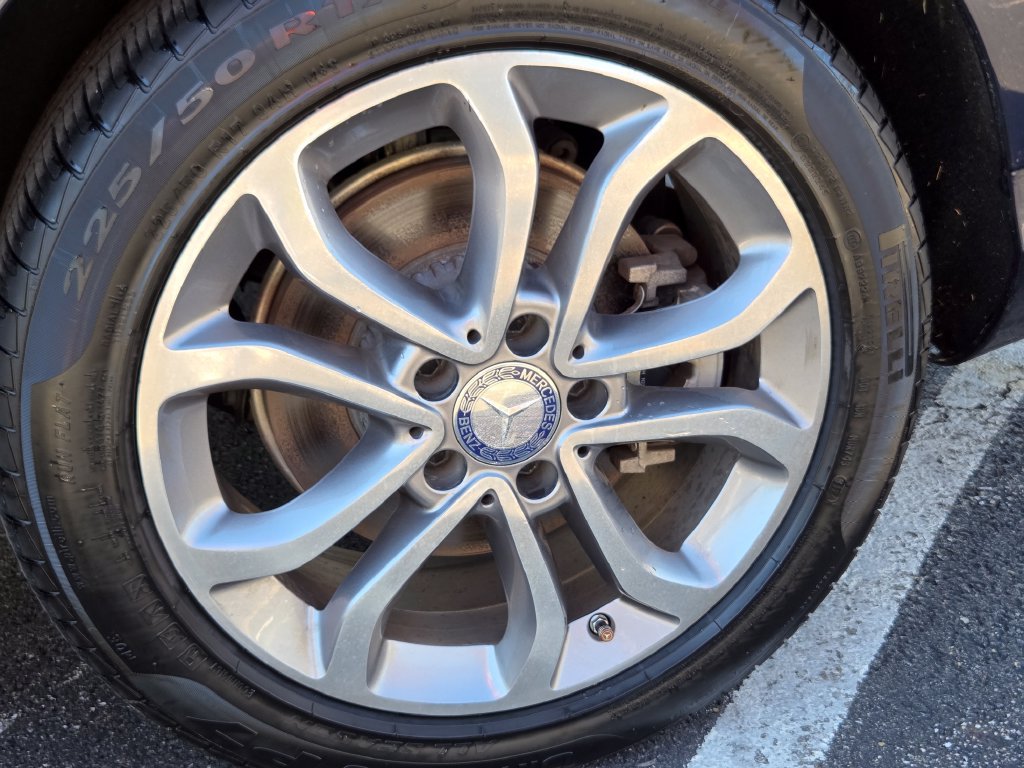 Used 2015 Mercedes-Benz C 300 4MATIC Sedan image 15