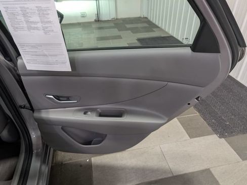 Used 2024 Hyundai Elantra SEL w/ Convenience Package FWD image 25