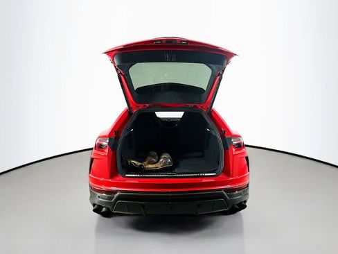 Used 2019 Lamborghini Urus image 28