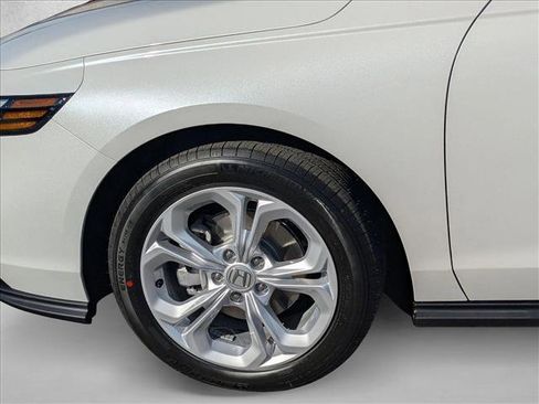 New 2025 Honda Accord LX image 10