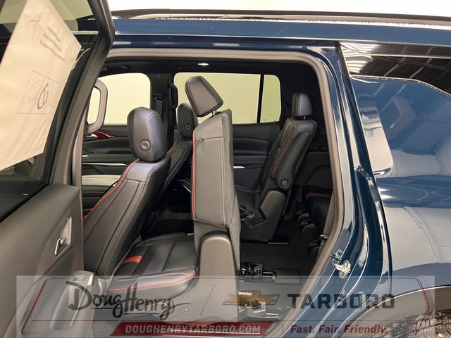New 2027 Chevrolet Traverse RS w/ LPO, Floor Liner Package FWD image 37