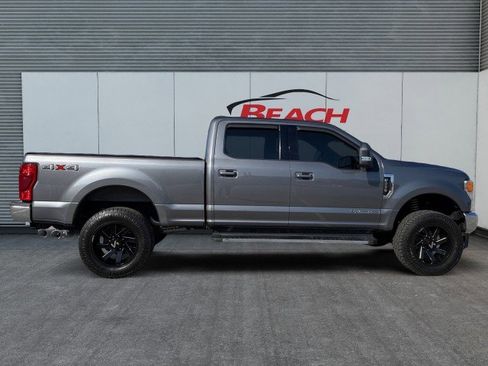Used 2021 Ford F250 Lariat w/ Lariat Value Package image 9