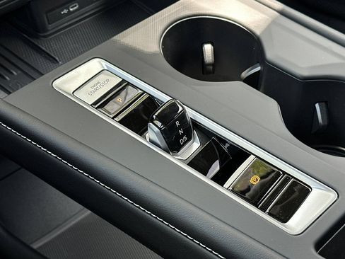 New 2026 Volkswagen Atlas SE FWD image 22