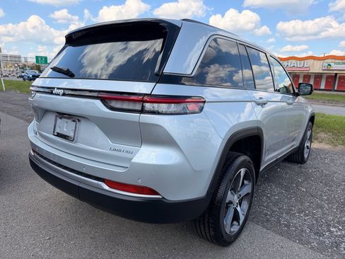 New 2026 Jeep Grand Cherokee Limited AWD/4WD image 4