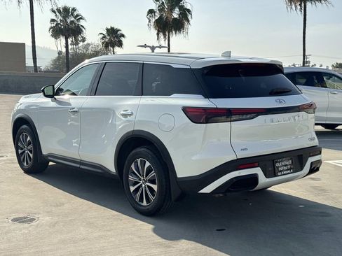 Certified 2025 INFINITI QX60 Pure image 4