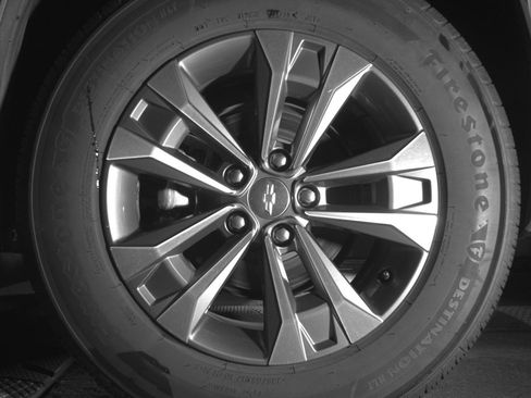Used 2025 Chevrolet Equinox LT FWD image 14