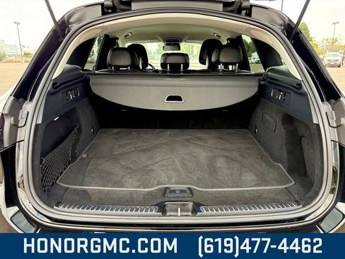 Used 2024 Mercedes-Benz GLC 300 image 19