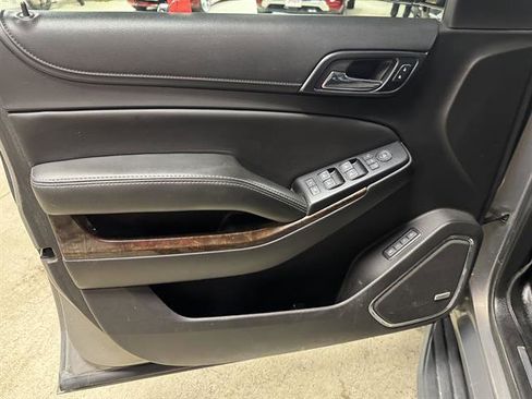 Used 2017 Chevrolet Tahoe LT AWD/4WD image 18