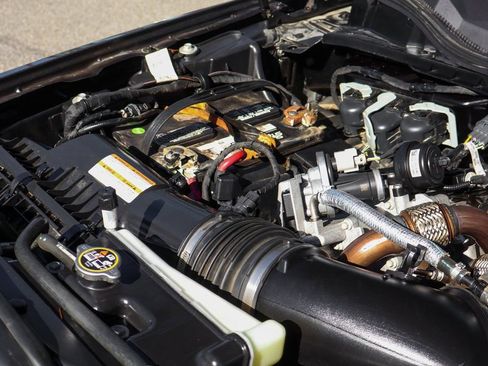 Used 2022 Ford F250 Platinum w/ Tremor Off-Road Package image 12