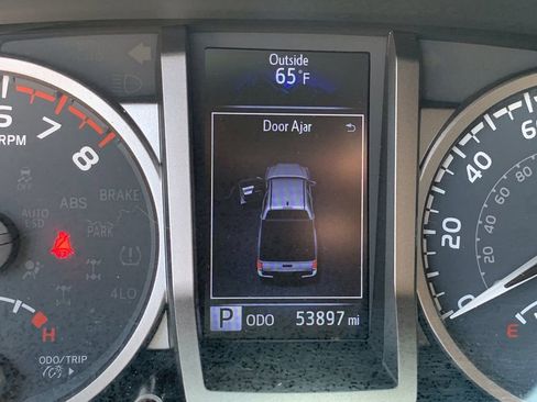 Used 2023 Toyota Tacoma 4x4 Double Cab w/ Trail Edition image 31