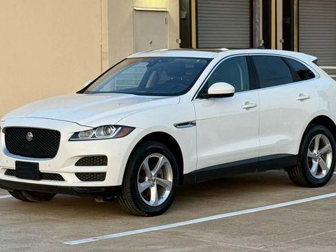 Used 2019 Jaguar F-PACE AWD/4WD image 3