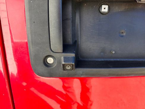 Used 2015 GMC Savana 2500 image 17