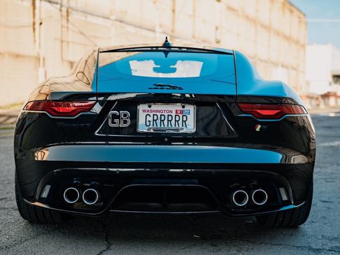 Used 2021 Jaguar F-TYPE R image 34