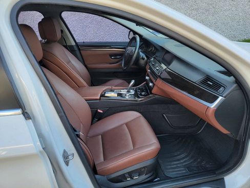 Used 2013 BMW 528i Sedan RWD image 16