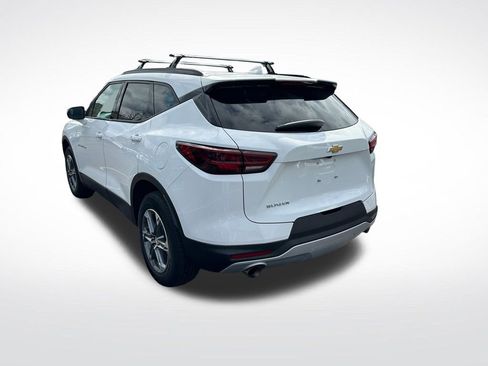 Used 2023 Chevrolet Blazer LT w/ Convenience Package FWD image 3