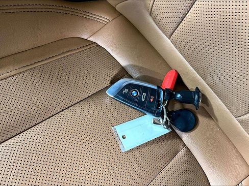 Used 2022 BMW X3 sDrive30i w/ Premium Package 2 (ZPA) image 10