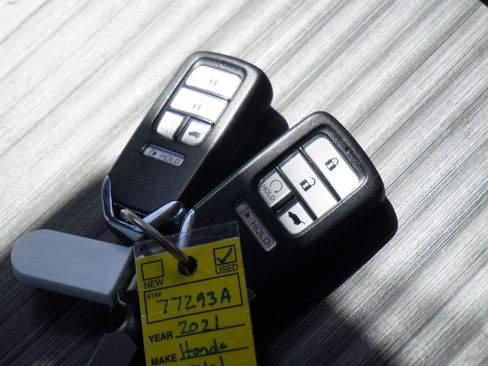 Used 2021 Honda Pilot EX image 17
