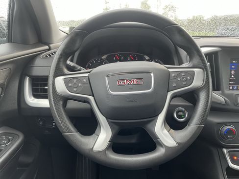 Used 2023 GMC Terrain SLE w/ Driver Convenience Package AWD/4WD image 17