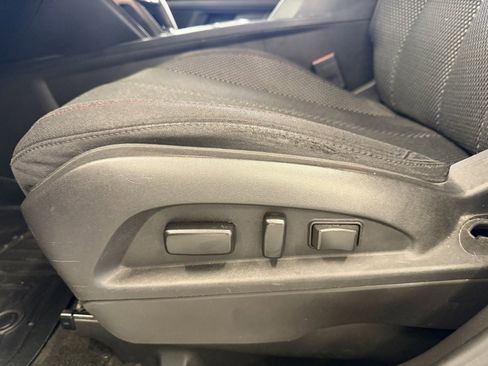 Used 2015 Chevrolet Equinox LT w/ Driver Convenience Package image 25