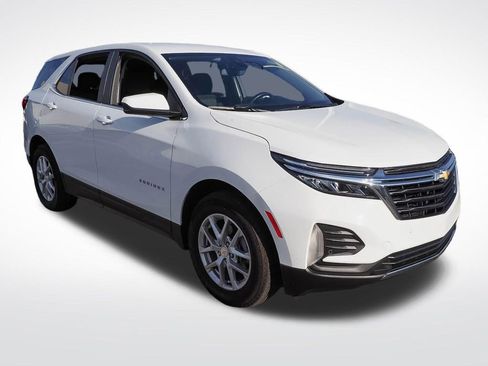 Used 2023 Chevrolet Equinox LT FWD image 3
