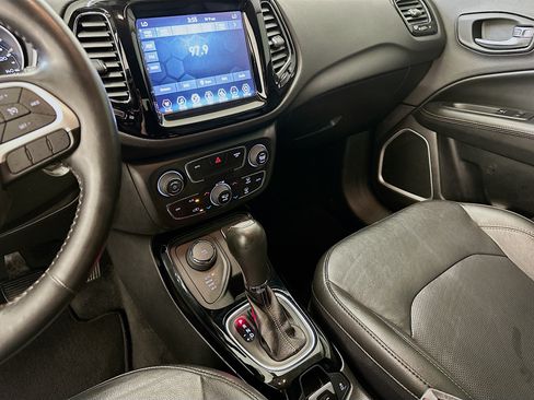 Used 2019 Jeep Compass Limited AWD/4WD image 25