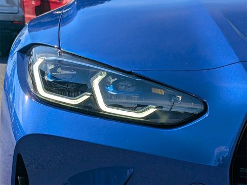 Used 2021 BMW M4 Competition w/ Executive Package image 26