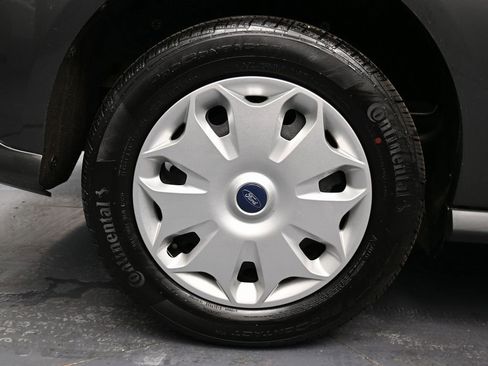 Used 2016 Ford Transit Connect XLT image 13